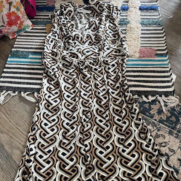 Trina Turk knee length silk dress 6 - Picture 1 of 11
